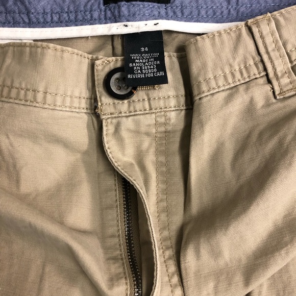 Van Heusen Brand Men’s Cargo Shorts Beige Colour Cotton Beechwood design 34”size - Picture 11 of 11